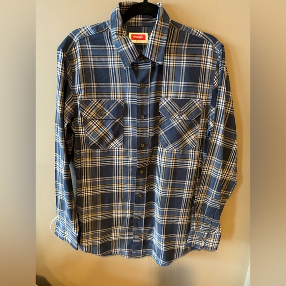Wrangler Men's Small Plaid shirt - Picture 1 of 4
